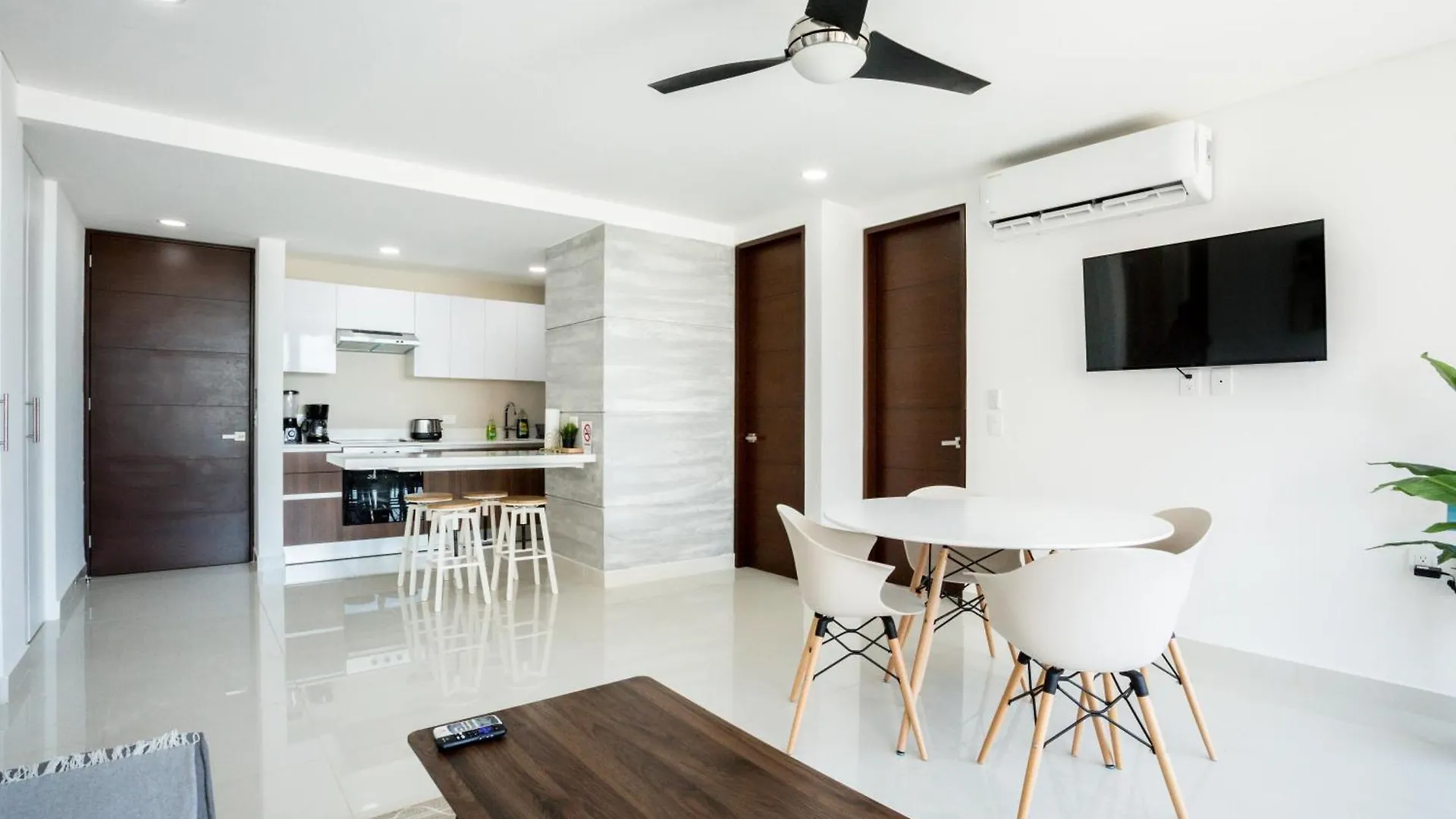 Departamento En Zona Hotelera Con Acceso A Alberca En Rooftop 坎昆 0*,  墨西哥